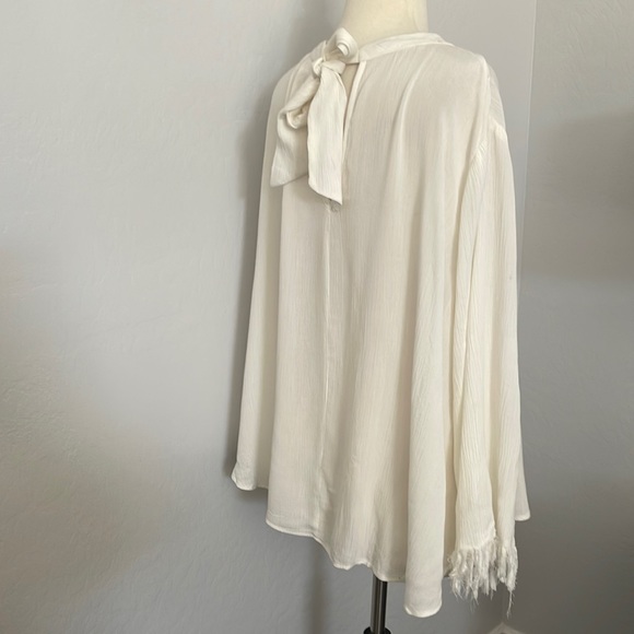 Band of Gypsies Fringe Lace White Throw on & Go Summer Top - Picture 5 of 7